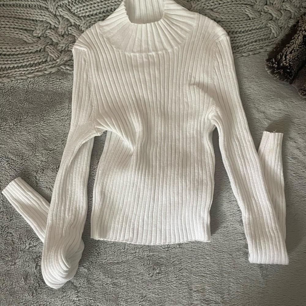LA hearts white fitted cropped sweater size S